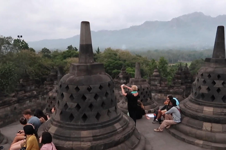 Borobudur-Prambanan-Getek: Sunset Triple Tour Experience