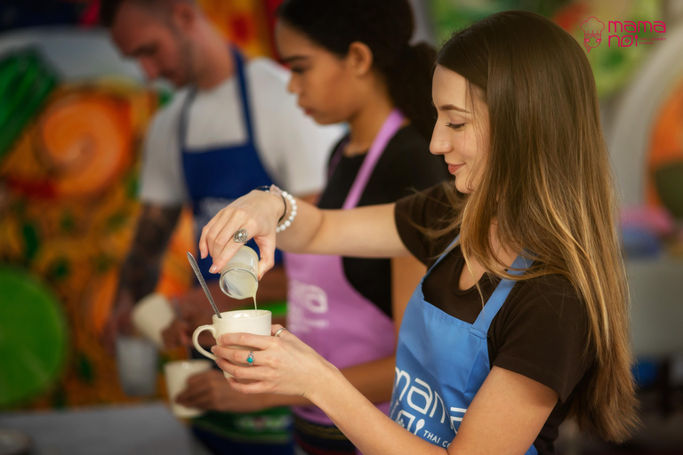 Cooking Class with Organic Farm in Chiang Mai at Mama Noi