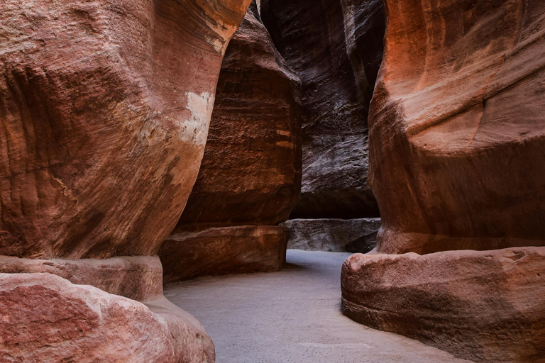 Jednodniowa wycieczka z Akaby - Petra i Wadi Rum - Akaba