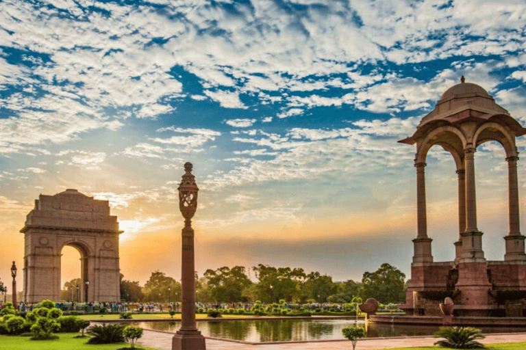 Vanuit Delhi: 5-daagse Gouden Driehoek Tour met TijgersafariVervoer, gids, ticket & 3 sterren hotel met dagelijks ontbijt