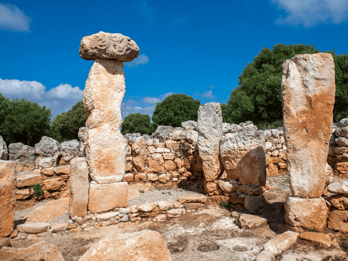 Minorka: Torre d'en Galmés Talayotic Settlement Experience