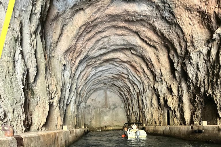 Kotor: Tour durch die Blaue Höhle und den Golf mit dem Schnellboot