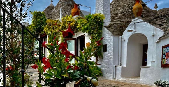 Alberobello: Guided Tour with Food Tasting