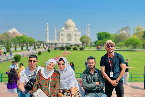 Private Sunrise Taj Mahal Tour From Delhi Private Tour with Car, Driver, and Guide