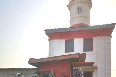 Accra Walking Tour: Jamestown Colonial History & Local Gems