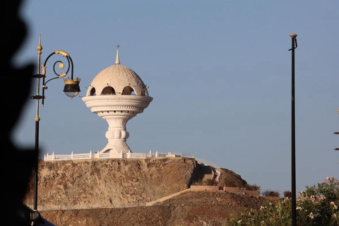 stadsrondleiding in muscat met lunch