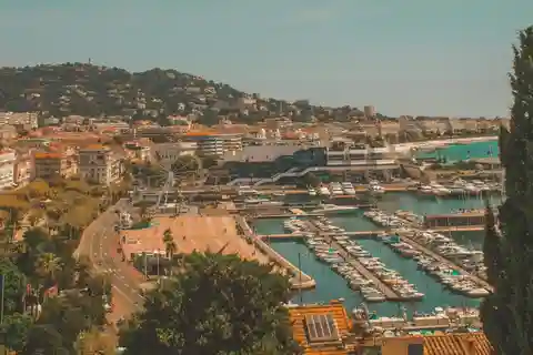 Nizza/Cannes: Halbtägiger Ausflug mit Auto und Guide