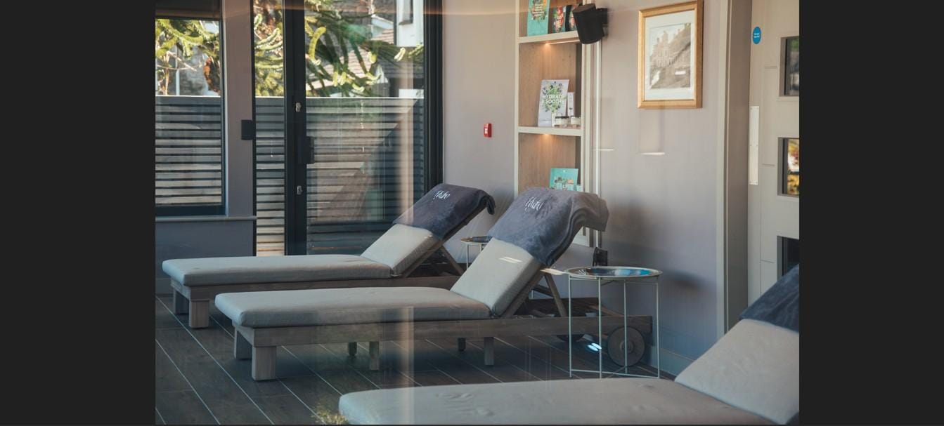 Lake District: Hydro Club – Wellness und Mittagessen