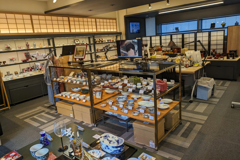 Kintsugi Experience with Arita Ware in Tokyo (English Guide)