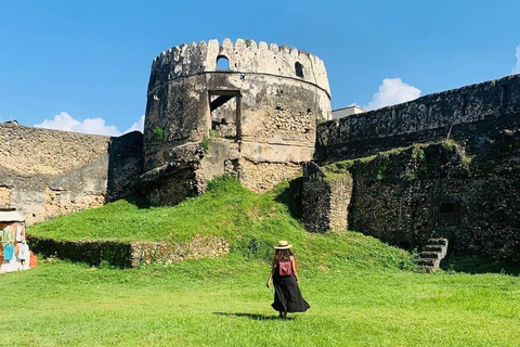 Zanzibar: Spice Farm Tour with Cooking Class and Stone Town