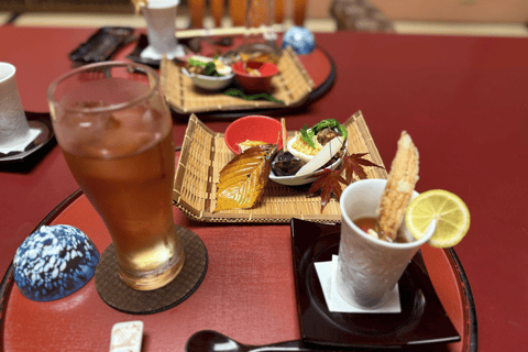 Tokio: Cena especial con geishas en un Ryotei sólo para socios