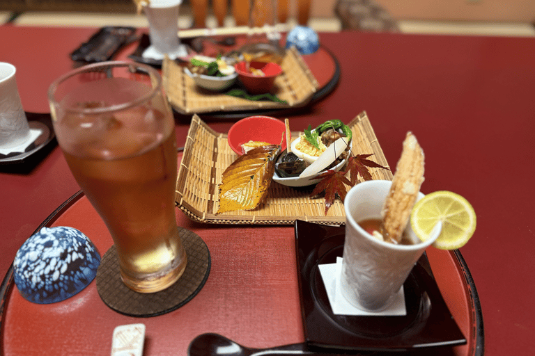 Tokio: Cena especial con geishas en un Ryotei sólo para socios