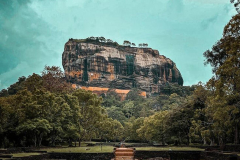 Sigiriya & Dambulla Private Tour with Local Food & Lake View Sigiriya & Dambulla Private Tour: Pickup From Galle/ Matara