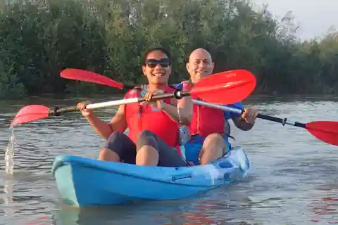 Bukarest: Arges River Kayaking Tour mit Transfers