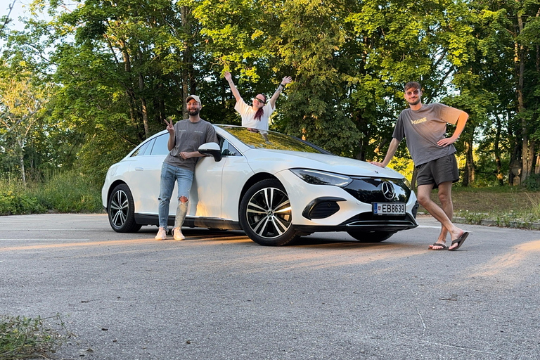 Private tour: Green Lakes, Verkiai Park, and Pūčkoriai Tour