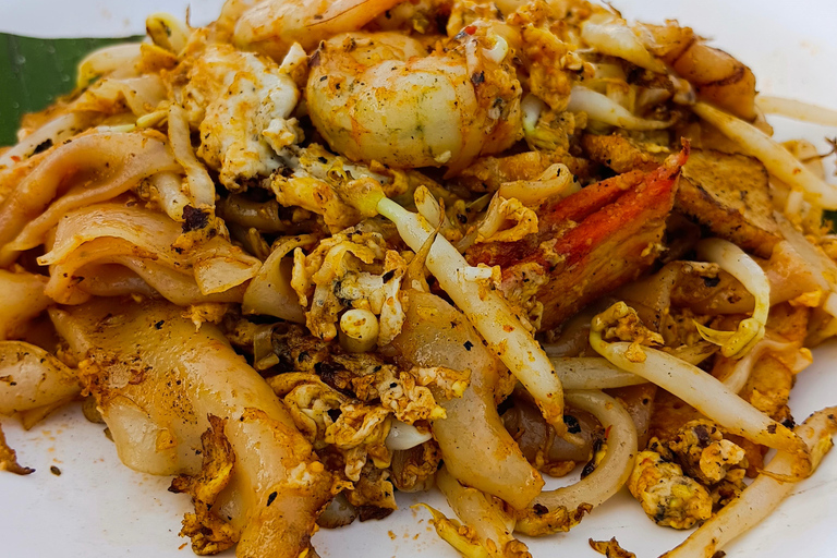 Penang: 5-Course Street Food Tour by Motorbike