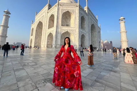 Day Trip to the Taj Mahal, Agra Fort from Delhi