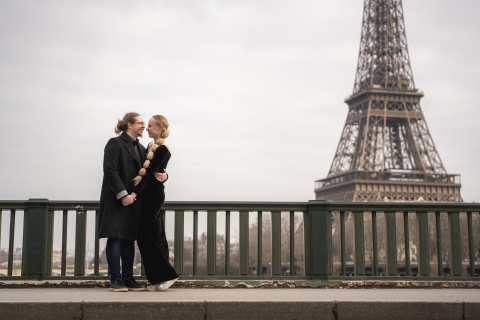 Parijs: professionele fotoshoot bij de EiffeltorenBasis fotoshoot