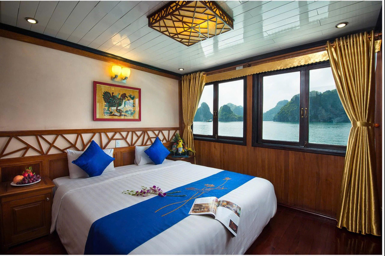 2-tägige Ha Long Bay Island Cruise Tour mit einem 3-Sterne-Kreuzfahrtschiff