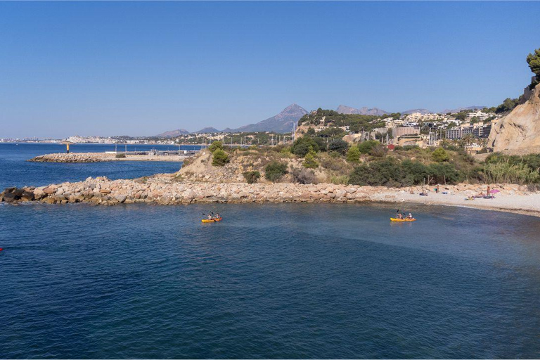 Altea: Excursion guiada en kayak por el Morro de Toix