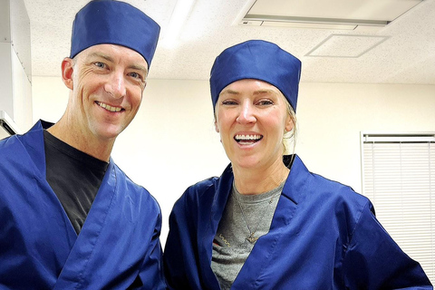 Naha Makishi Public Market : Sushi making experience English guided guide