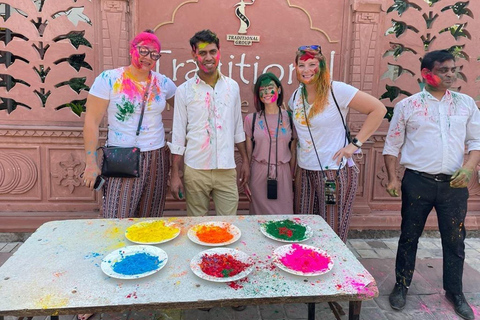 Celebrate Holi Festival In Jaipur With Golden Triangle Tours