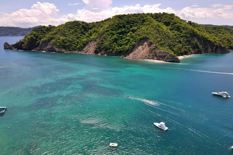 Santa Teresa: Tortuga Island Full Day Boat Tour with Snorkel Santa Teresa: Tortuga Island Boat Tour with Scuba Diving