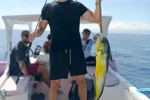 Lombok: Private Sunrise Fishing Trip BBQ Lunch on Gili Meno