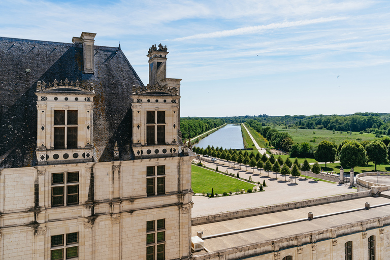 From Paris: Loire Valley Castles Day Trip With Wine Tasting Paris: Loire Castles Day Trip by Coach With Wine Tasting