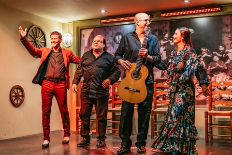 Sevilla: flamencoshow met optioneel Andalusisch dinerFlamencoshow en tapasdiner