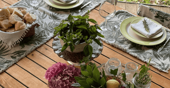 La Spezia: Home Restaurant Experience with Pool Access