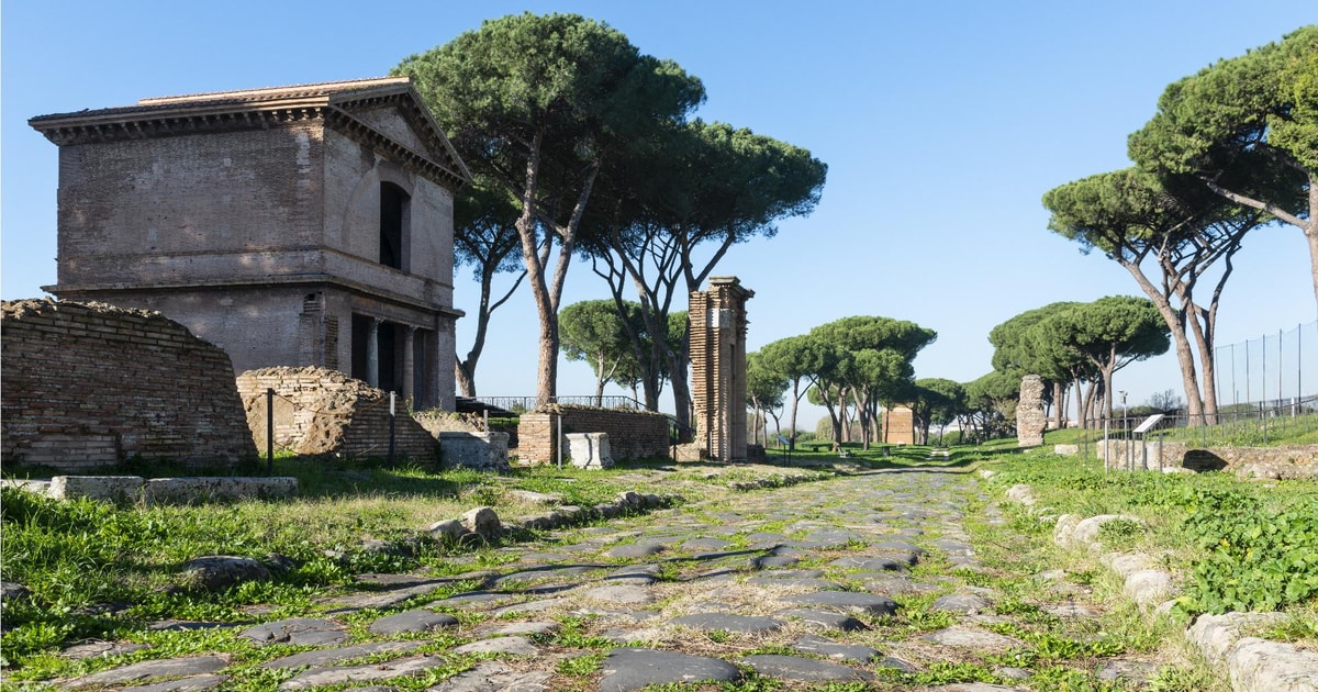 Roman Countryside, food and wine tasting in Castel Gandolfo | GetYourGuide