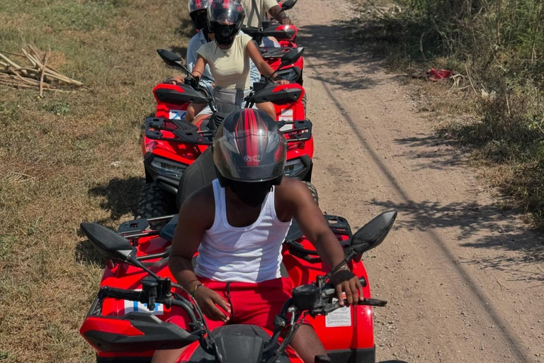 Zanzibar : Quad rijden vanuit Kendwa of Nungwi