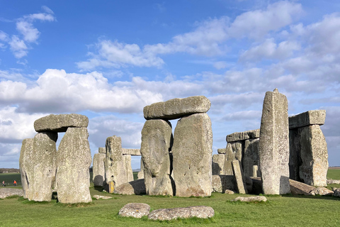 Excursão de carro particular a Stonehenge e ao Castelo de Windsor saindo de Londres