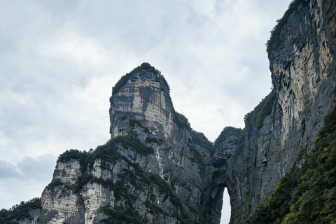 Zhangjiajie: Private Day Tour to Forest Park & Whip Stream Independent group of 1-5 people - English