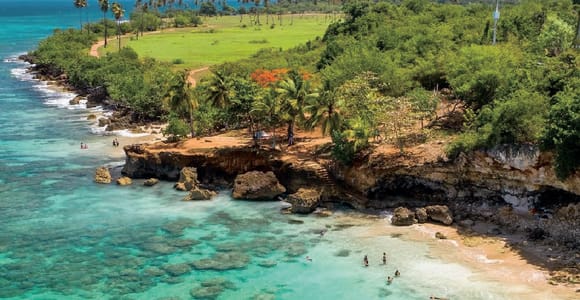 Puerto Rico: Cueva del Indio, Waterfalls, & Beach Tour
