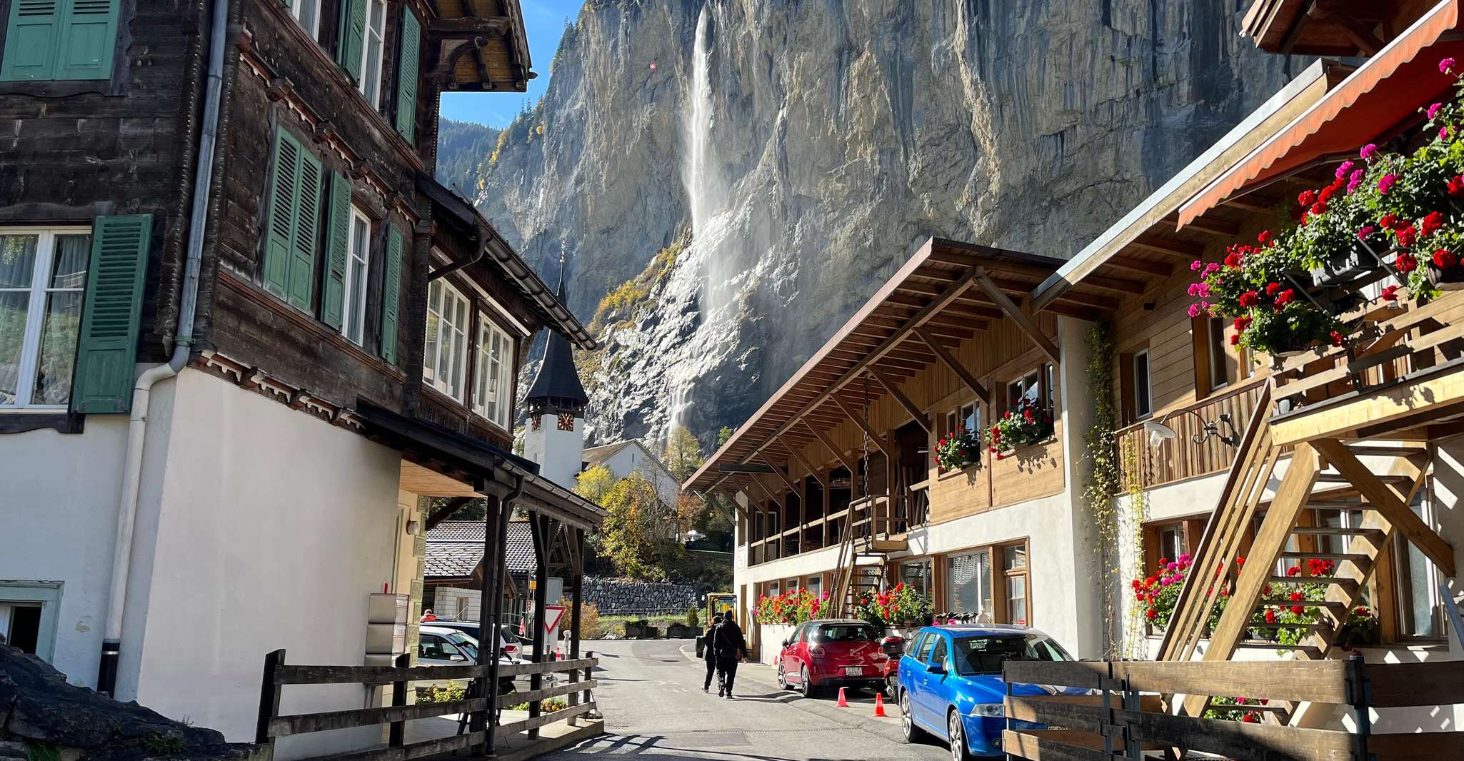 Interlaken, Lauterbrunnen, Wengen, and Grindelwald Day Trip SuiteTrails