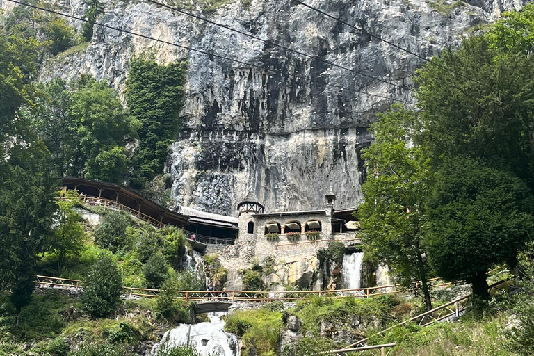 Pilatus, Aareschlucht en St. Beatusgrotten: tour vanuit Bazel
