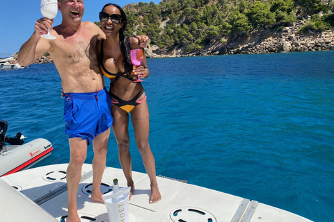 Gran Canaria: Utflykt på privat yacht med dryck, lunch och snorkling