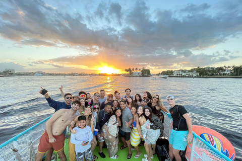 Fort Lauderdale Private Sunset Cruise for Groups (15-45) 2hr Large Private Sunset Cruise