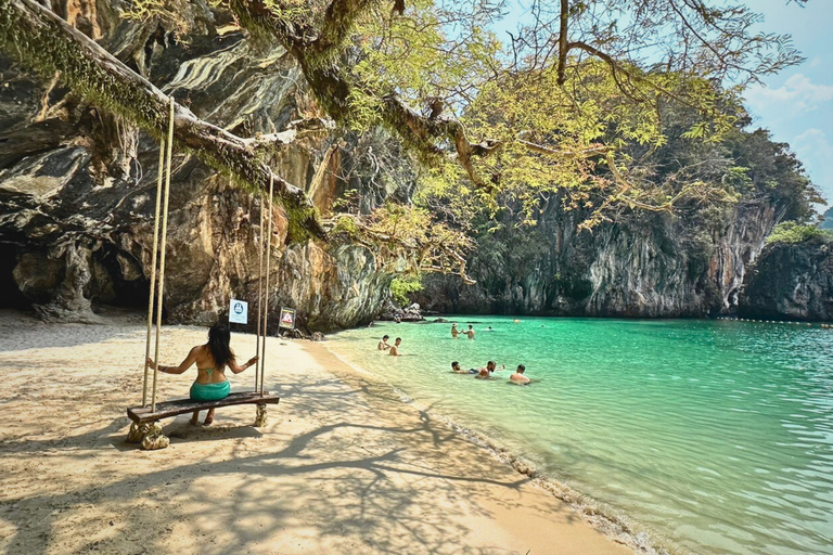 Krabi: Private Luxury Boat to Hong Islands Sunrise & Picnic Half Day : Afternoon Tour