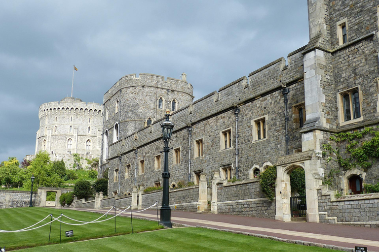 Royal Windsor Castle und Stonehenge Private Tour mit Pässen