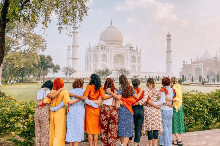 From Delhi: Taj Mahal & Agra Trip by Gatimaan Express Train All Inclusive Chair Car Train, Car, Guide, Ticket, Lunch