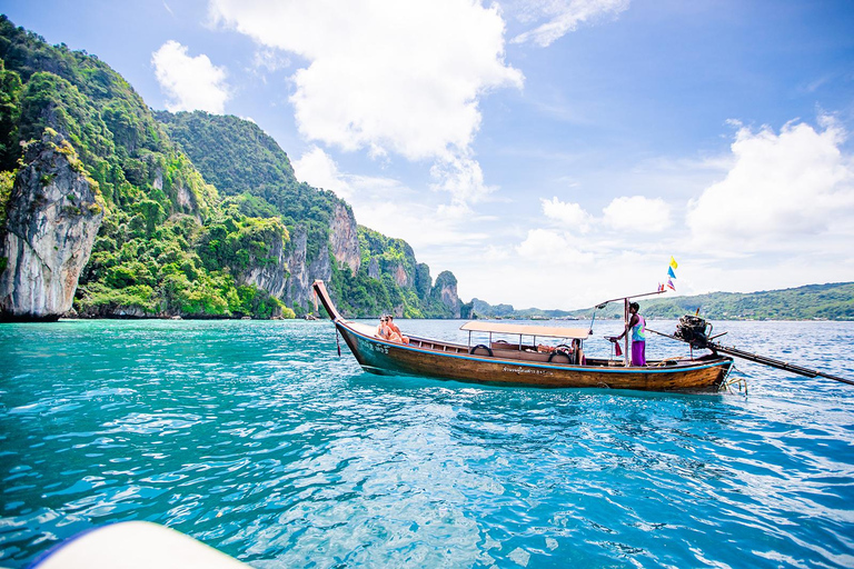 Phi Phi : 4Hrs Bamboo & Phi Phi Tour By Private Longtail Boat (en anglais)11-15 Personne