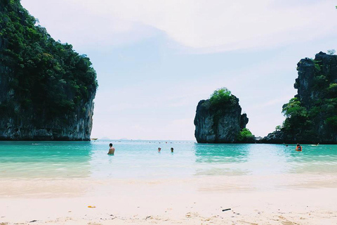 Krabi: Tour privado en barco de cola larga por las Islas HongKrabi: Excursión Privada en Barco de Cola Larga por las Islas Hong