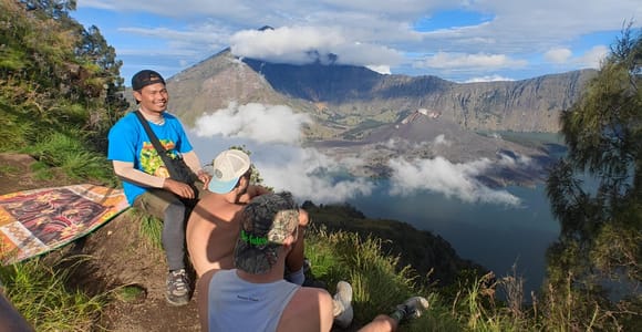 Lombok: Mount Rinjani 2-Day Trek with Camping & Meals