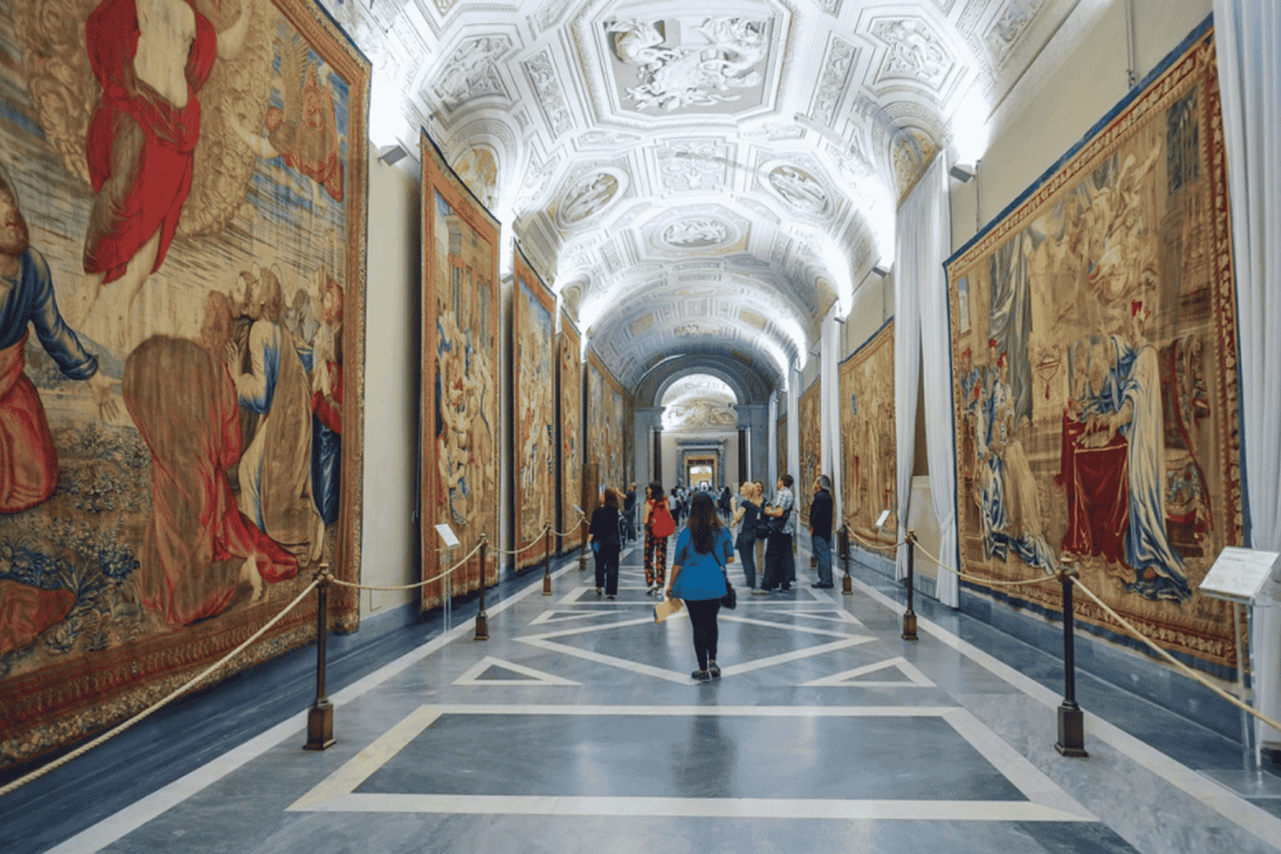 Экскурсия по Ватиканским музеям, Сикстинской капелле и Собору Святого Петра