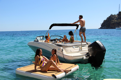 Private Boat Sightseeing Tour, Captain, Fuel, Drinks, Snorkel, Paddle Surf included Mallorca: 6-Hour Luxury Private Sightseeing Tour on a Bayliner VR6