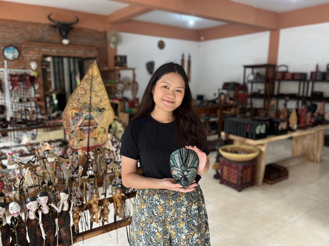 Yogyakarta: Batik on Wood Workshop