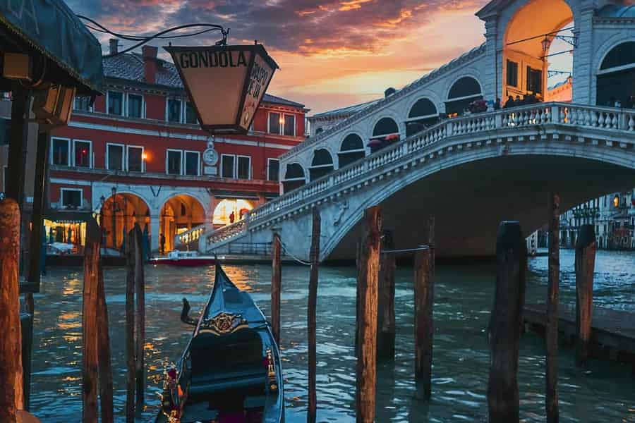 Das verborgene Venedig: Rundgang am Abend & ein geheimnisvoller Ort. Foto: GetYourGuide Das verborgene Venedig: Rundgang am Abend & ein geheimnisvoller Ort. Foto: GetYourGuide